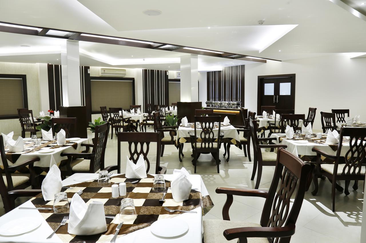 Rydges Inn Kottakkal Exterior photo